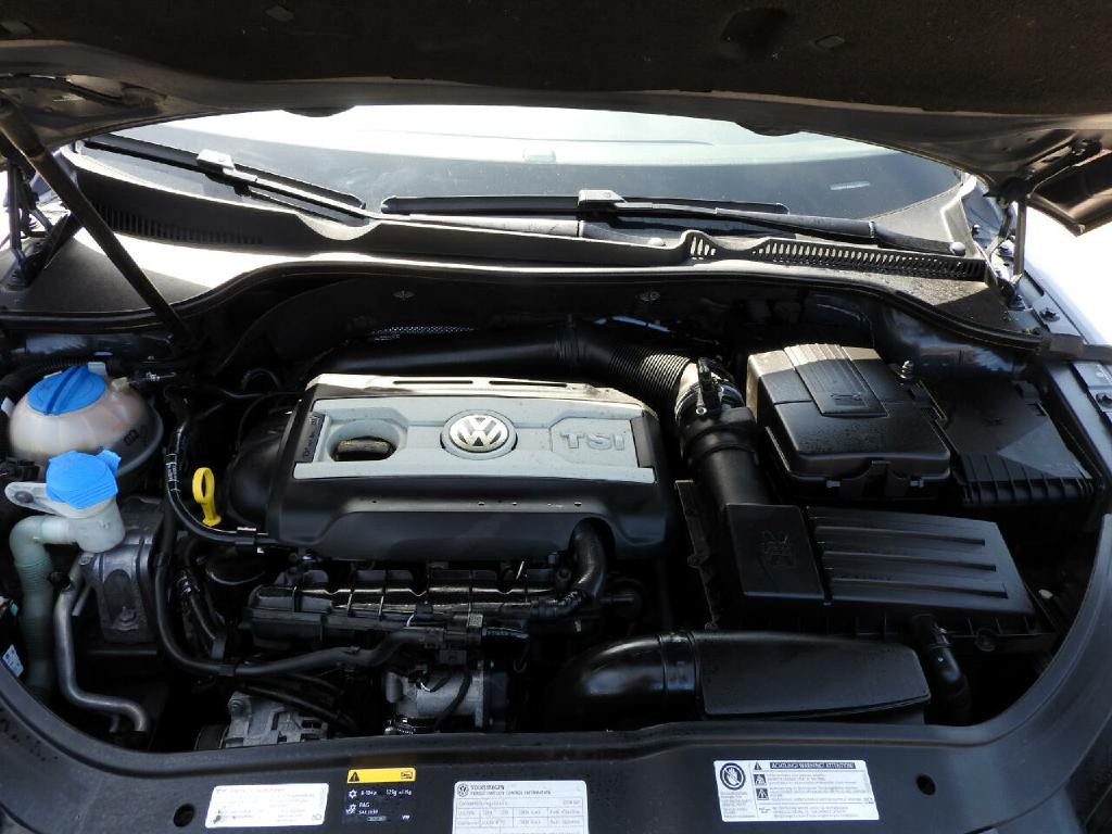 2014 Volkswagen Eos Image 20