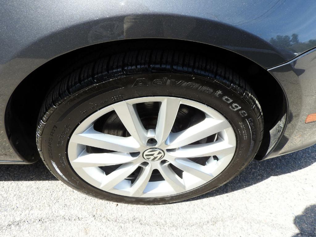 2014 Volkswagen Eos Image 23