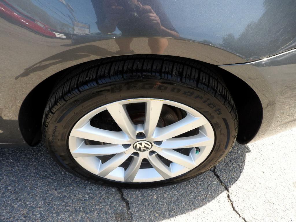 2014 Volkswagen Eos Image 24