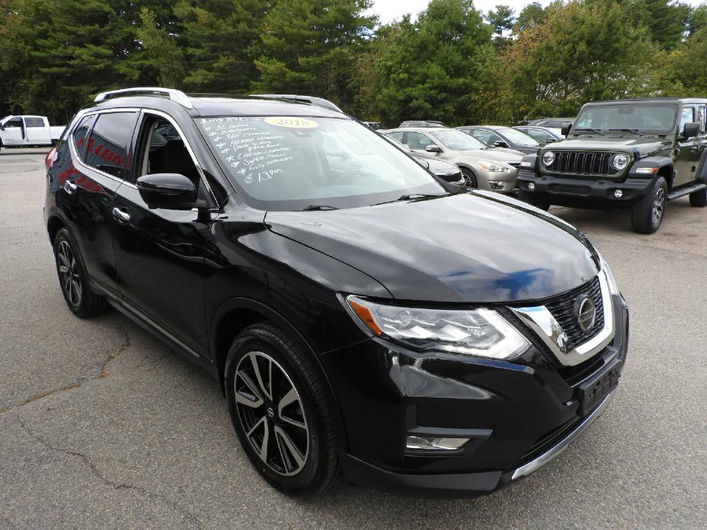 2018 Nissan Rogue Image 2
