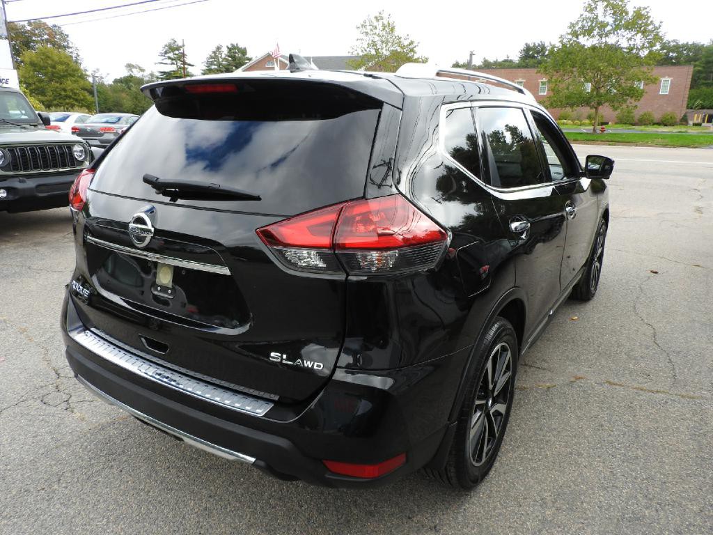 2018 Nissan Rogue Image 3