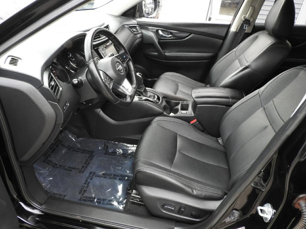2018 Nissan Rogue Image 6