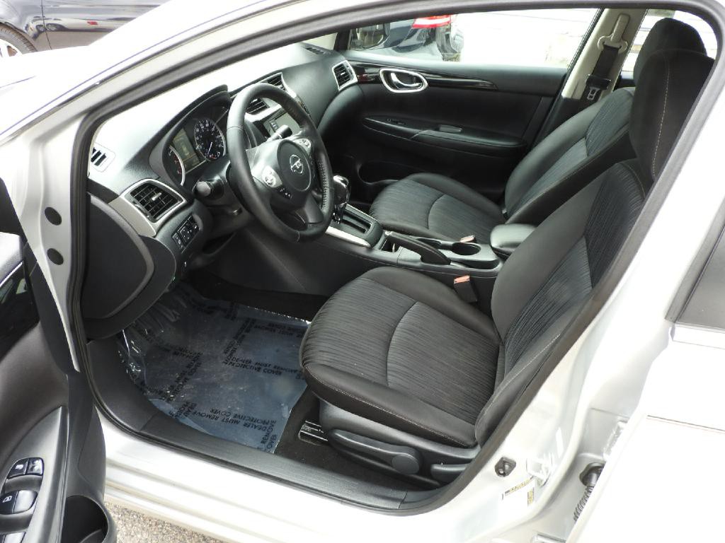 2019 Nissan Sentra Image 7