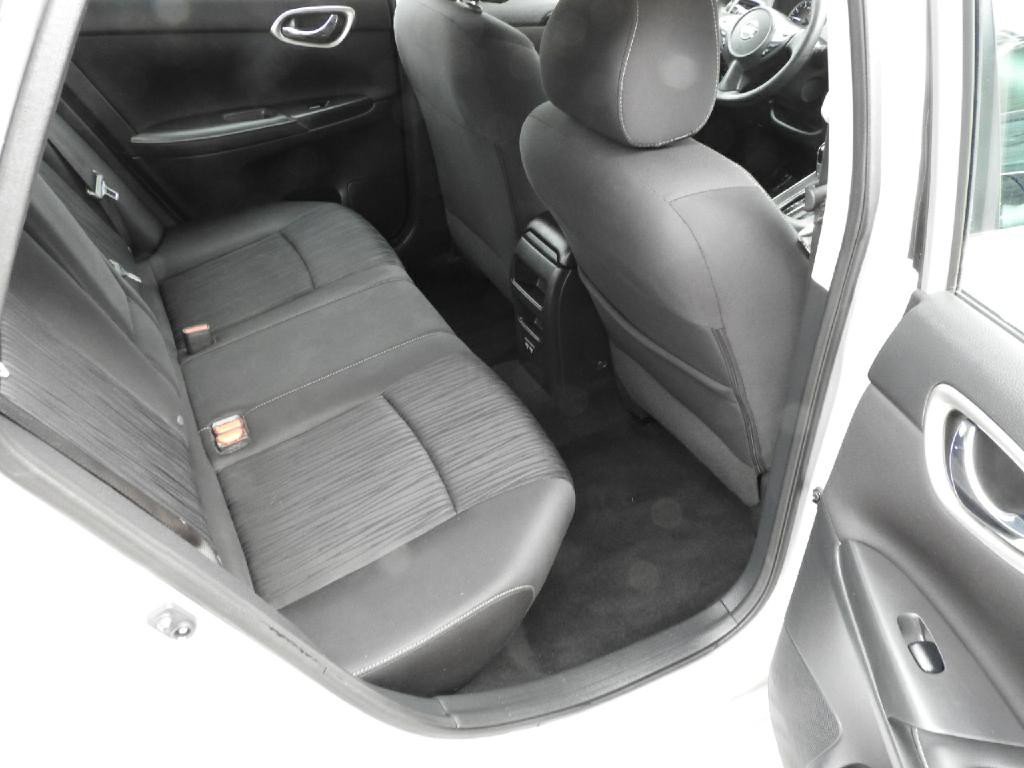 2019 Nissan Sentra Image 8