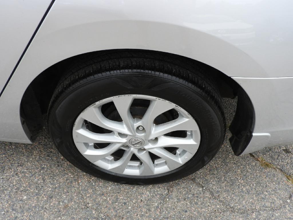 2019 Nissan Sentra Image 14