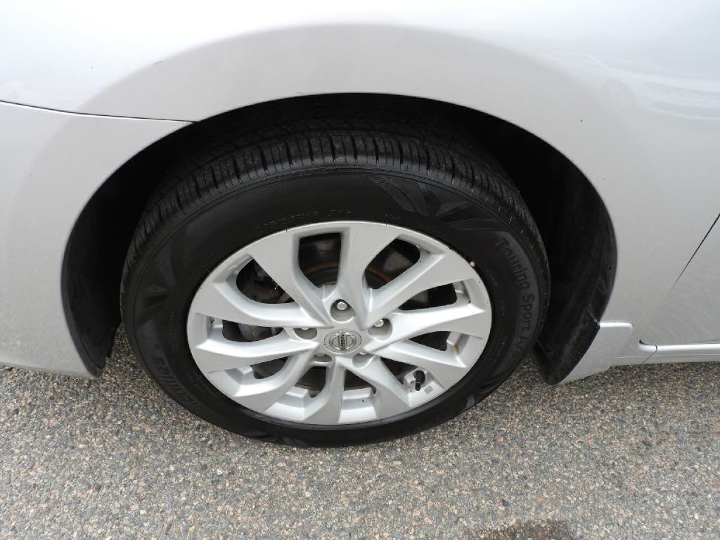 2019 Nissan Sentra Image 15