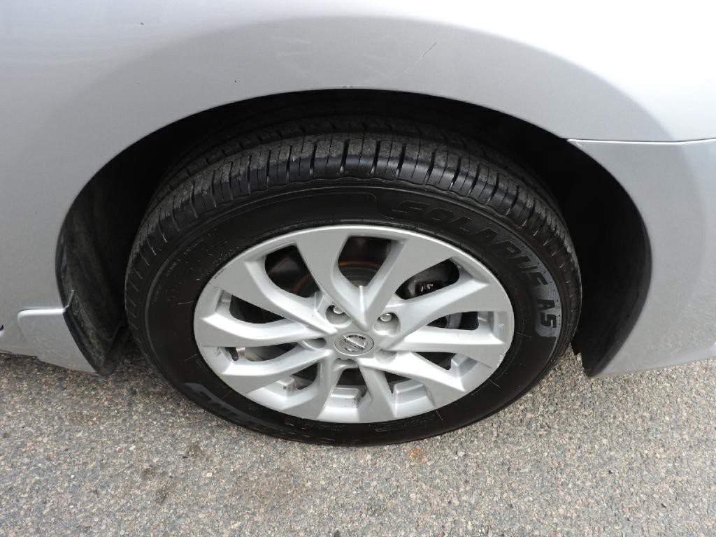 2019 Nissan Sentra Image 16