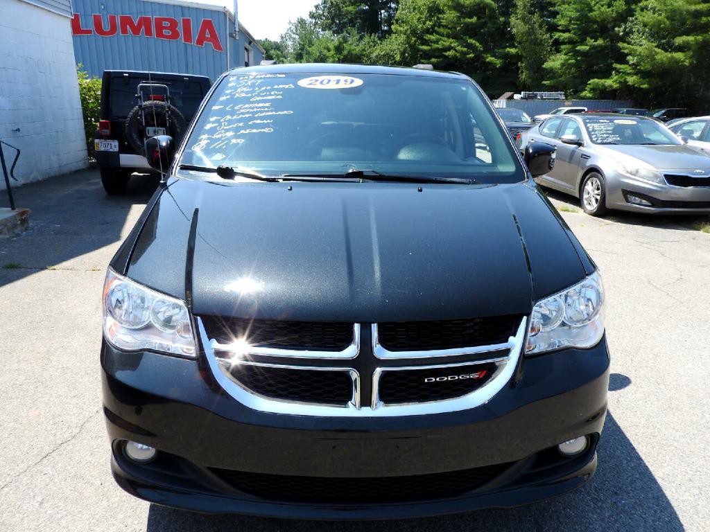 2019 Dodge Grand Caravan Image 2