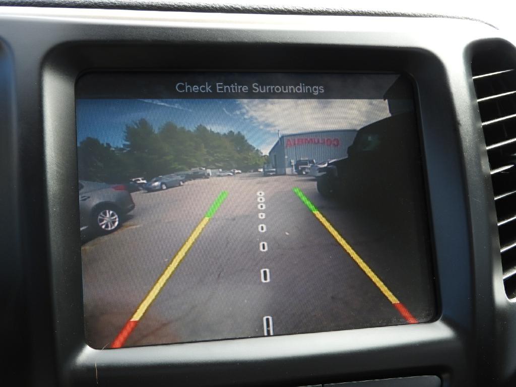 2016 Jeep Cherokee Image 11