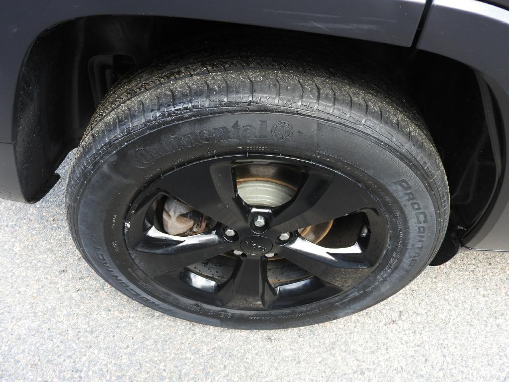 2016 Jeep Cherokee Image 16