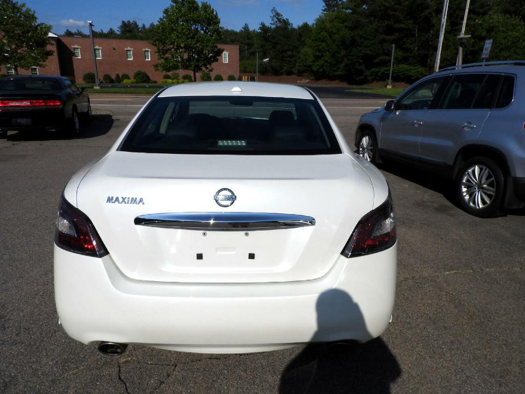 2014 Nissan Maxima Image 3