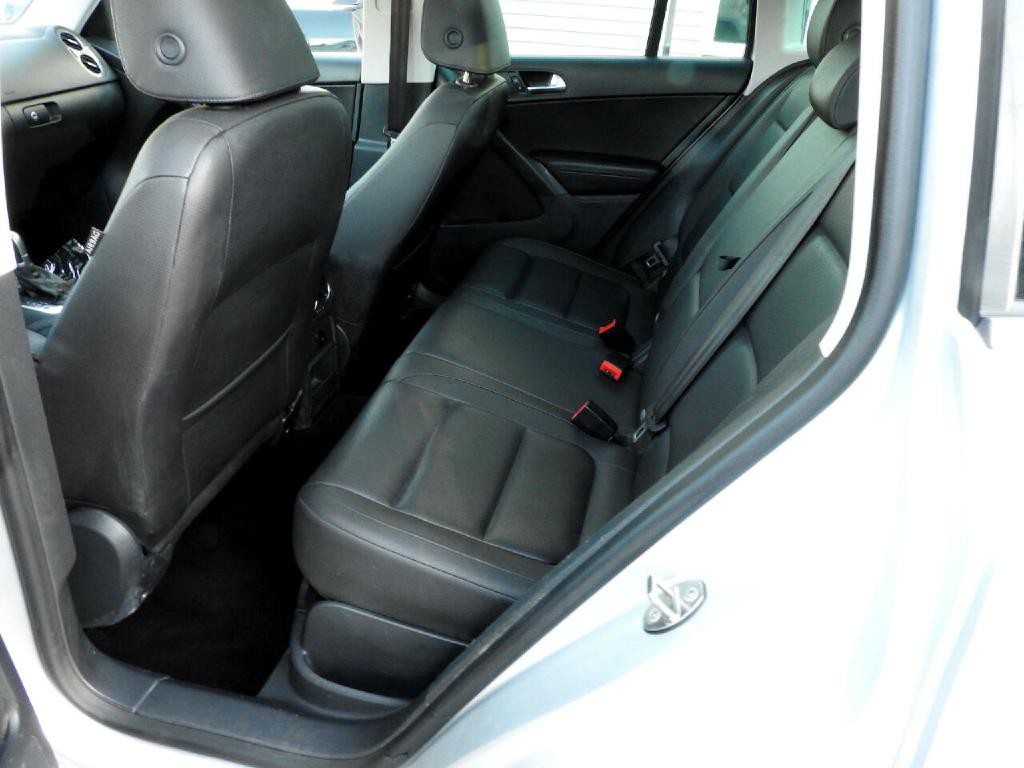 2016 Volkswagen Tiguan Image 9
