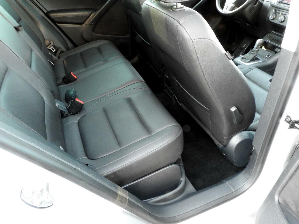 2016 Volkswagen Tiguan Image 12