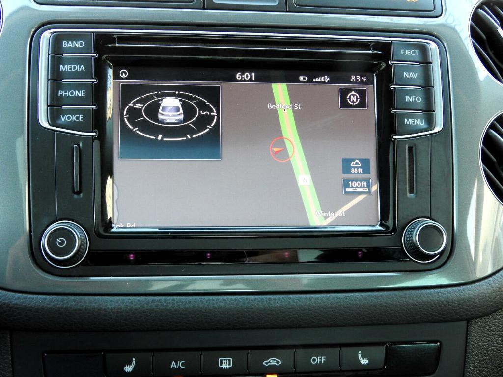 2016 Volkswagen Tiguan Image 16