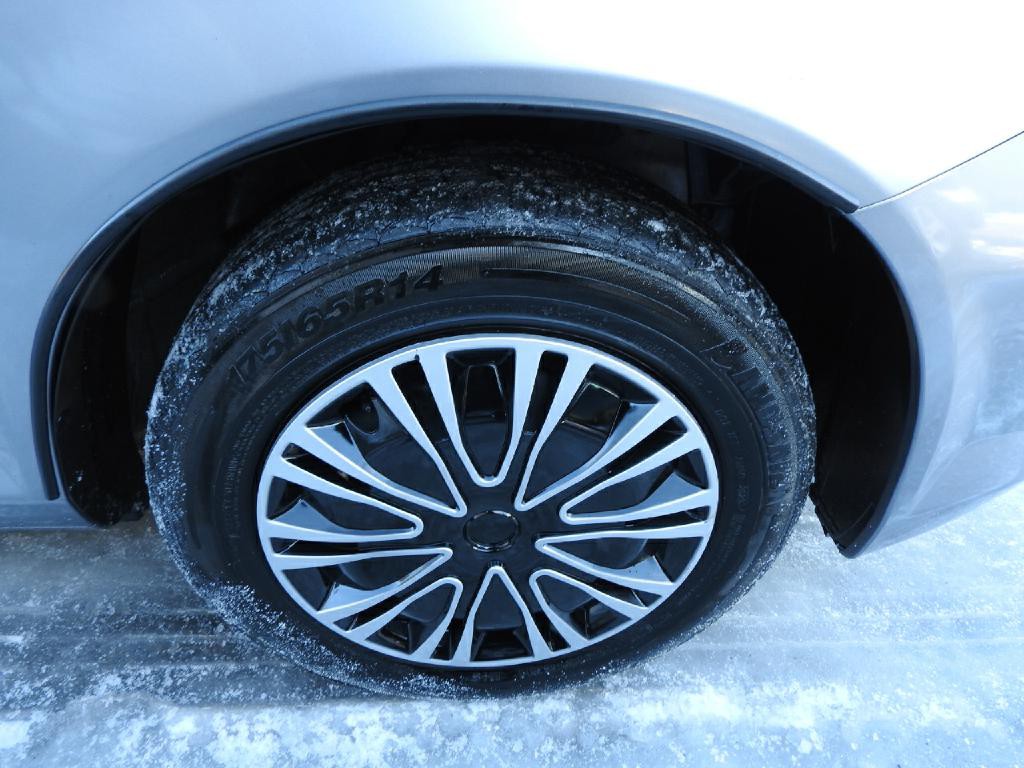 2008 Honda Fit Image 14