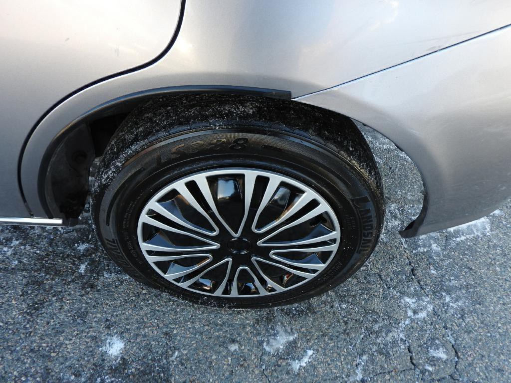 2008 Honda Fit Image 16