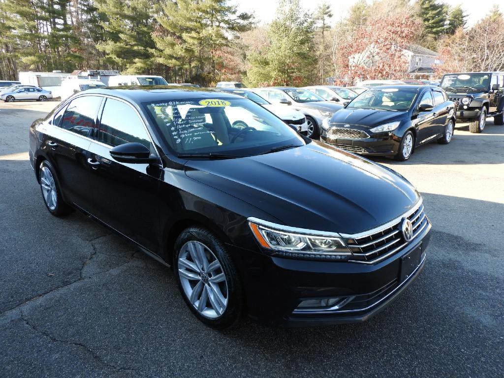 2018 Volkswagen Passat Image 2