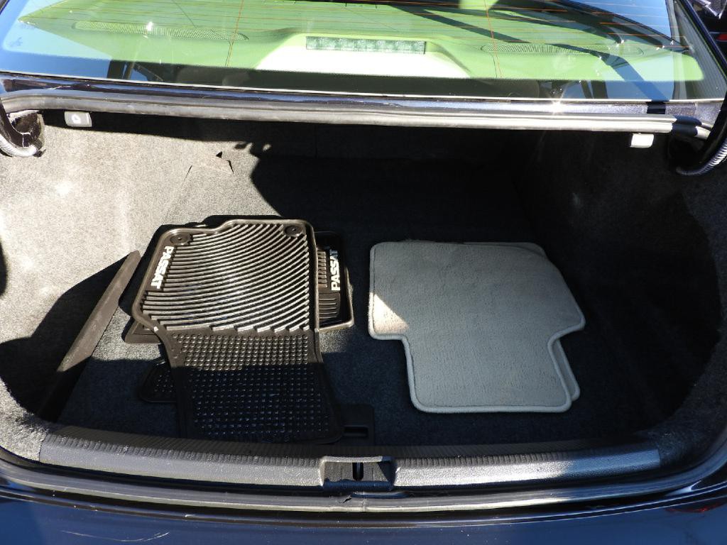 2018 Volkswagen Passat Image 11