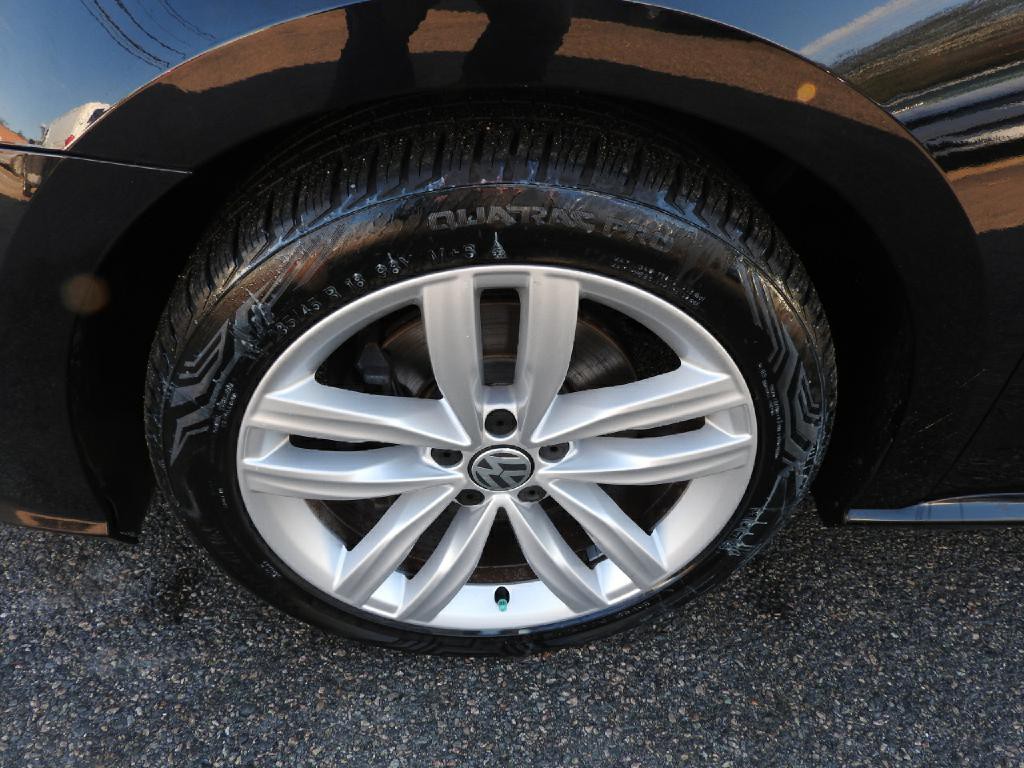 2018 Volkswagen Passat Image 20