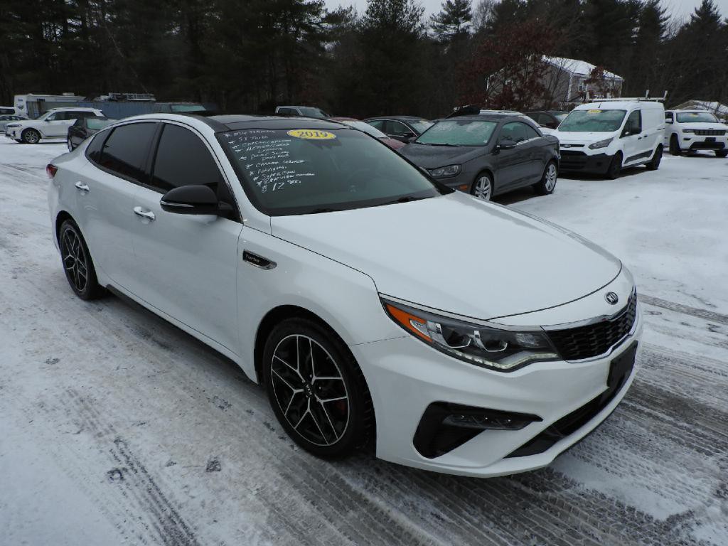 2019 Kia Optima Image 3