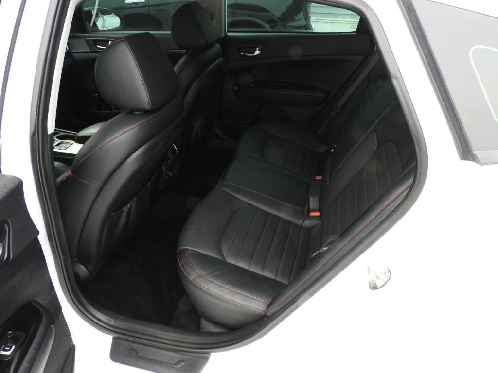 2019 Kia Optima Image 9