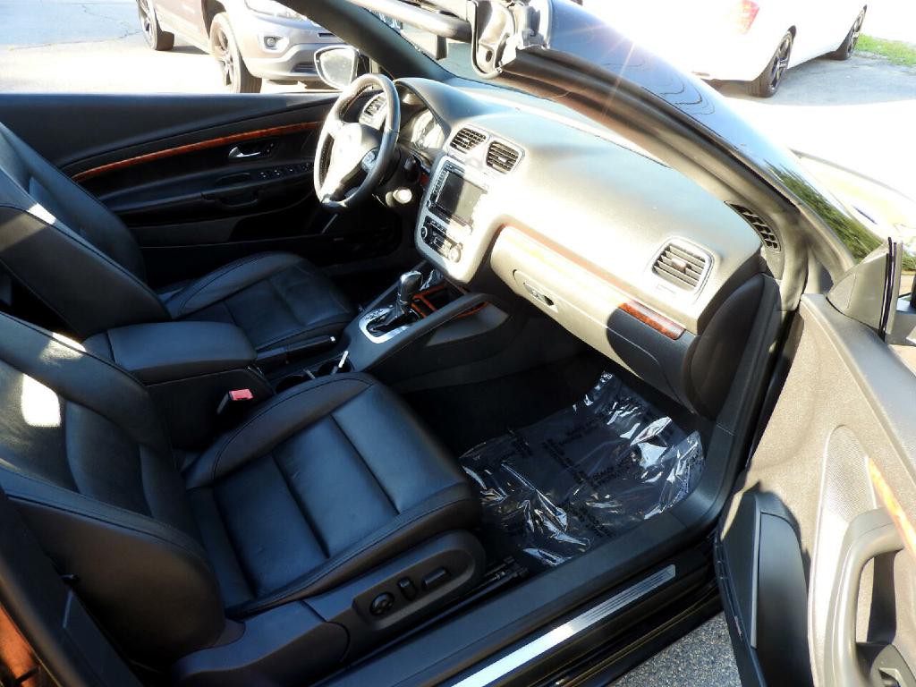 2012 Volkswagen Eos Image 12