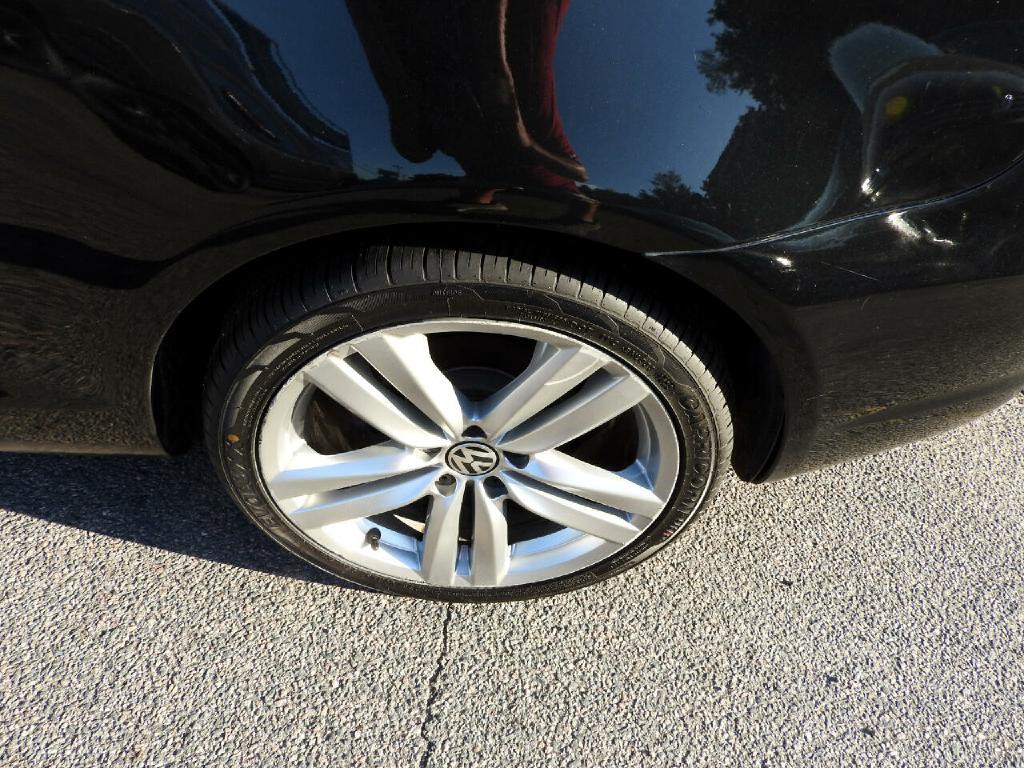 2012 Volkswagen Eos Image 20