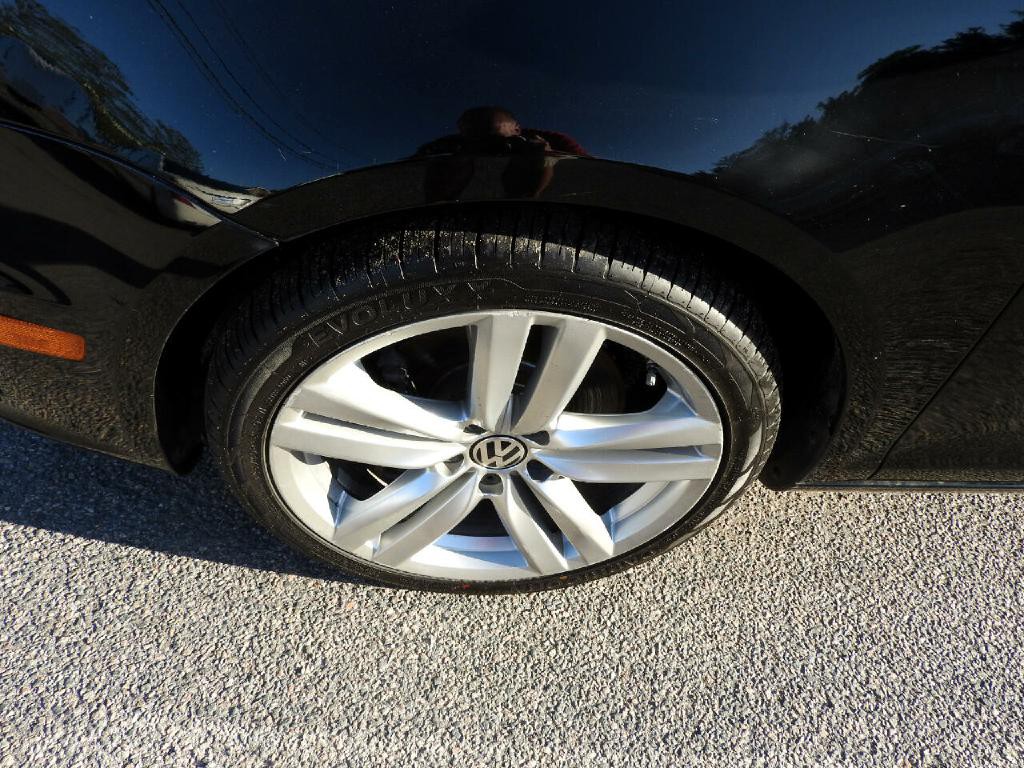 2012 Volkswagen Eos Image 23