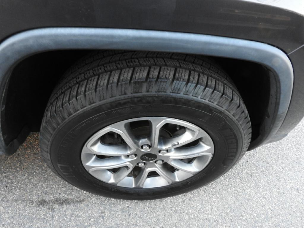 2014 Jeep Grand Cherokee Image 17