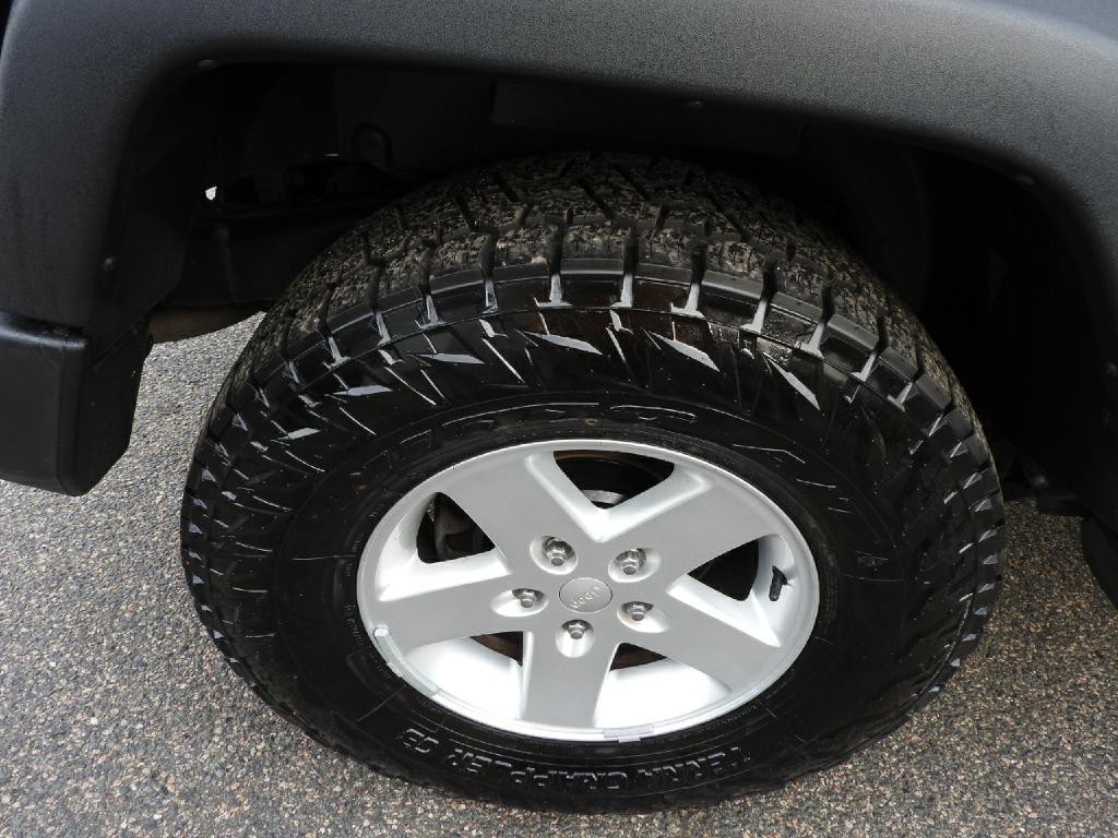 2015 Jeep Wrangler Image 16