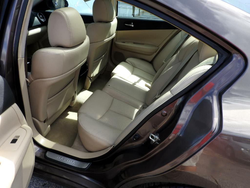 2014 Nissan Maxima Image 10