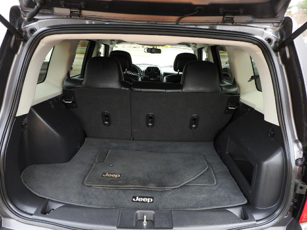 2015 Jeep Patriot Image 9