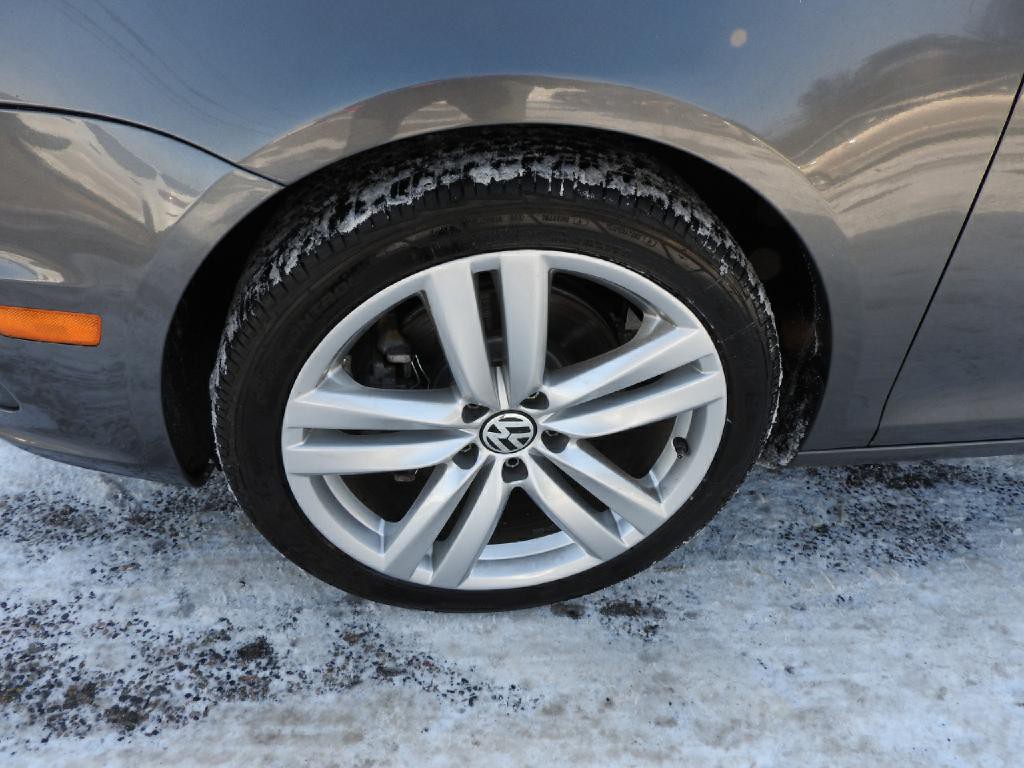 2015 Volkswagen Eos Image 12