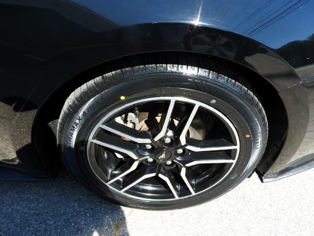 2018 Ford Mustang Image 21