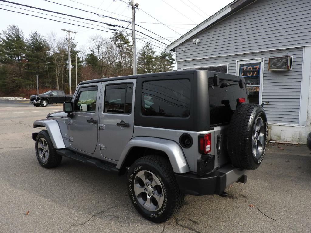2017 Jeep Wrangler Image 4