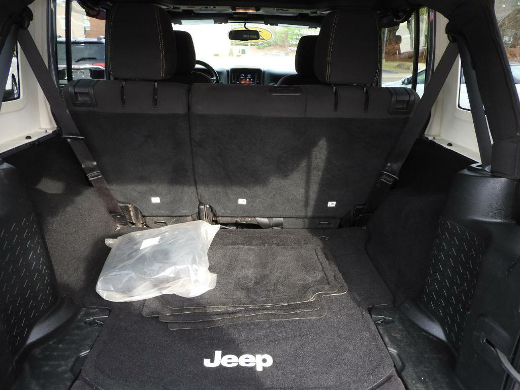 2017 Jeep Wrangler Image 6