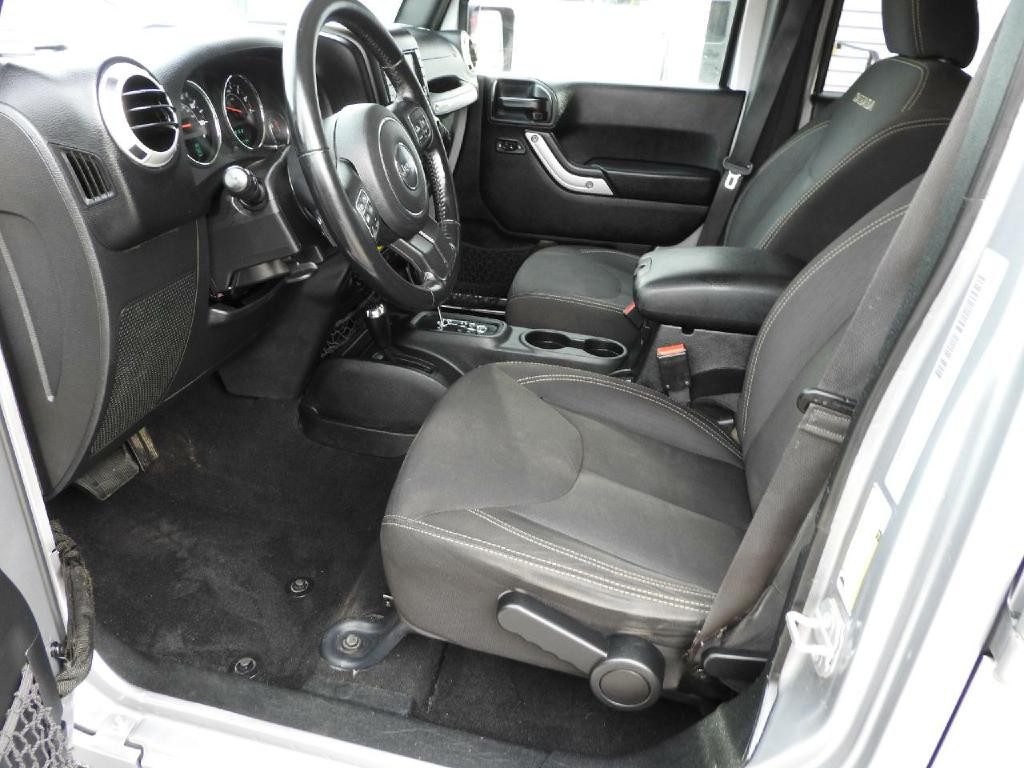 2017 Jeep Wrangler Image 10