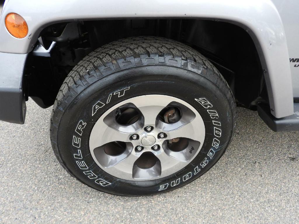 2017 Jeep Wrangler Image 15