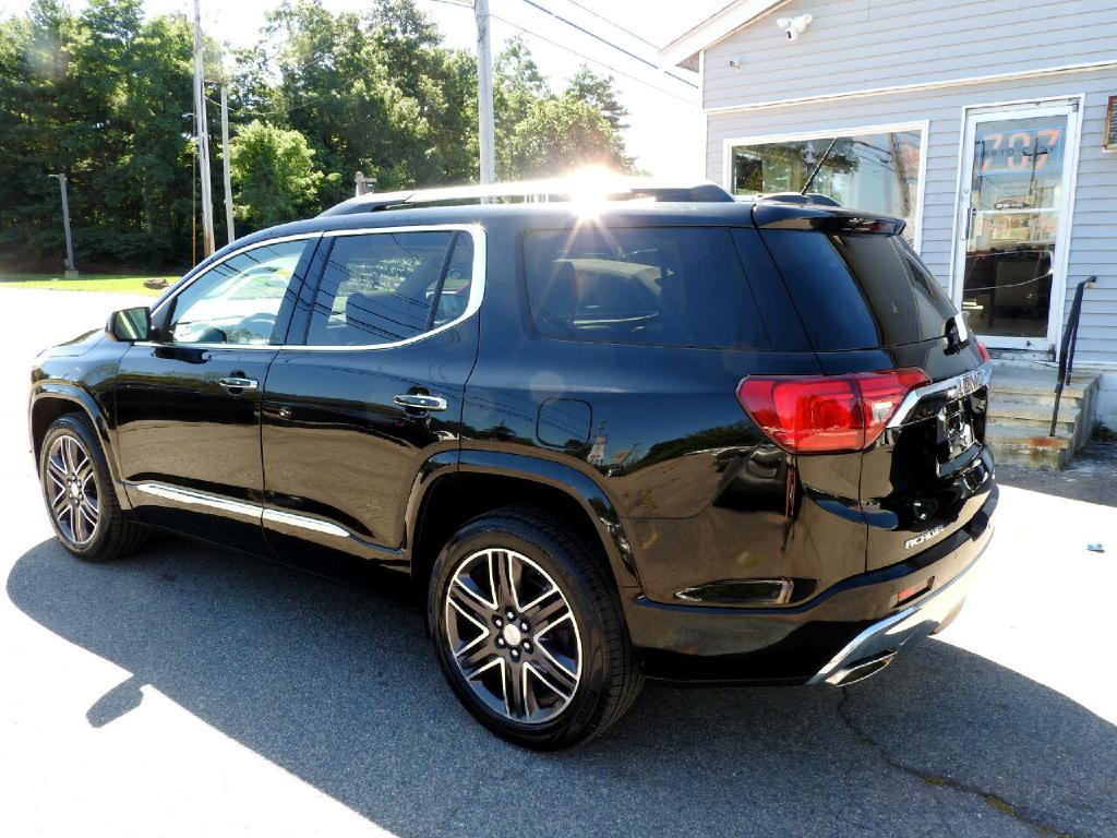 2017 GMC Acadia Image 5