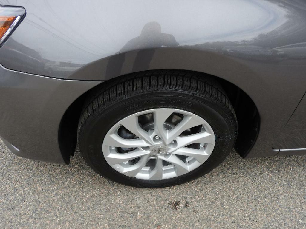 2019 Nissan Sentra Image 17