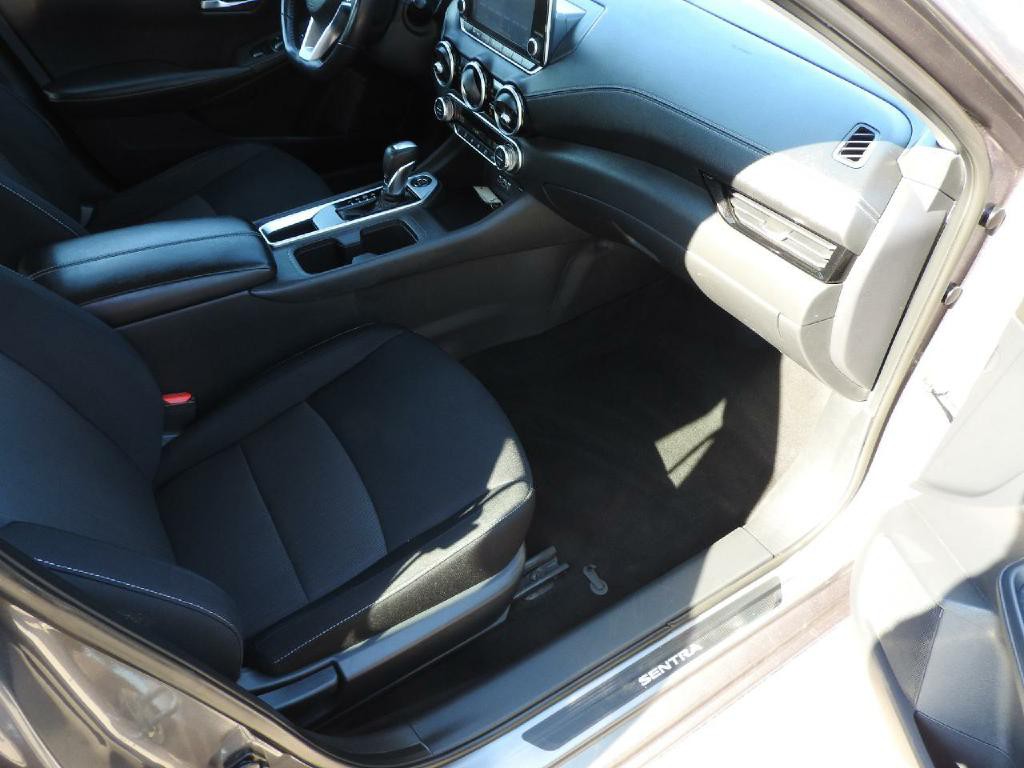 2021 Nissan Sentra Image 7