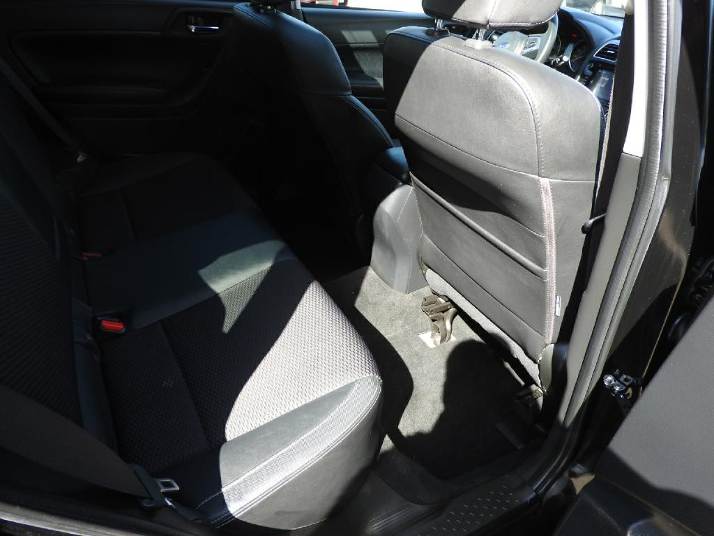 2018 Subaru Forester Image 8
