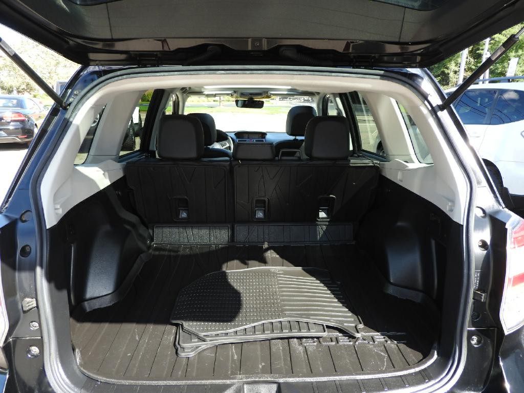 2018 Subaru Forester Image 9