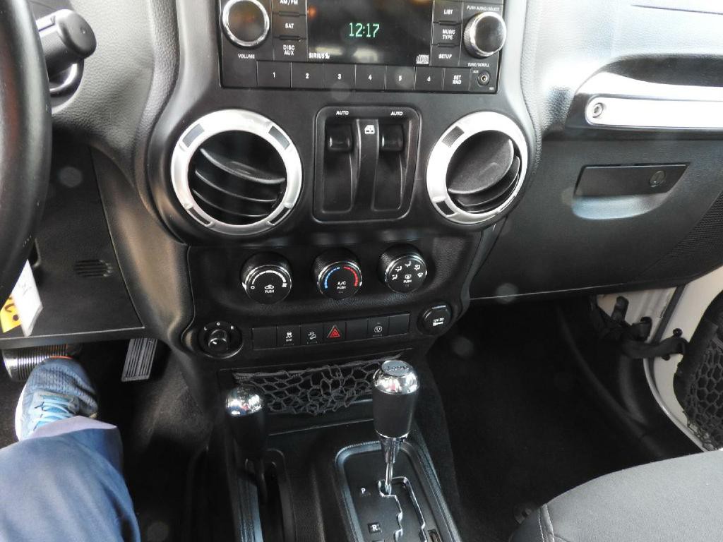 2018 Jeep Wrangler Image 11