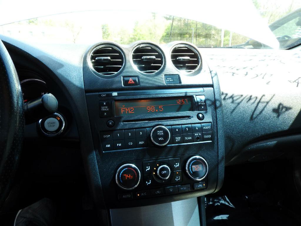 2012 Nissan Altima Image 11