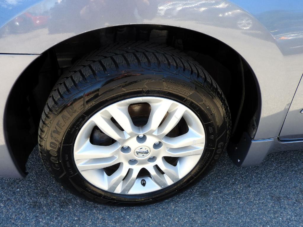 2012 Nissan Altima Image 17
