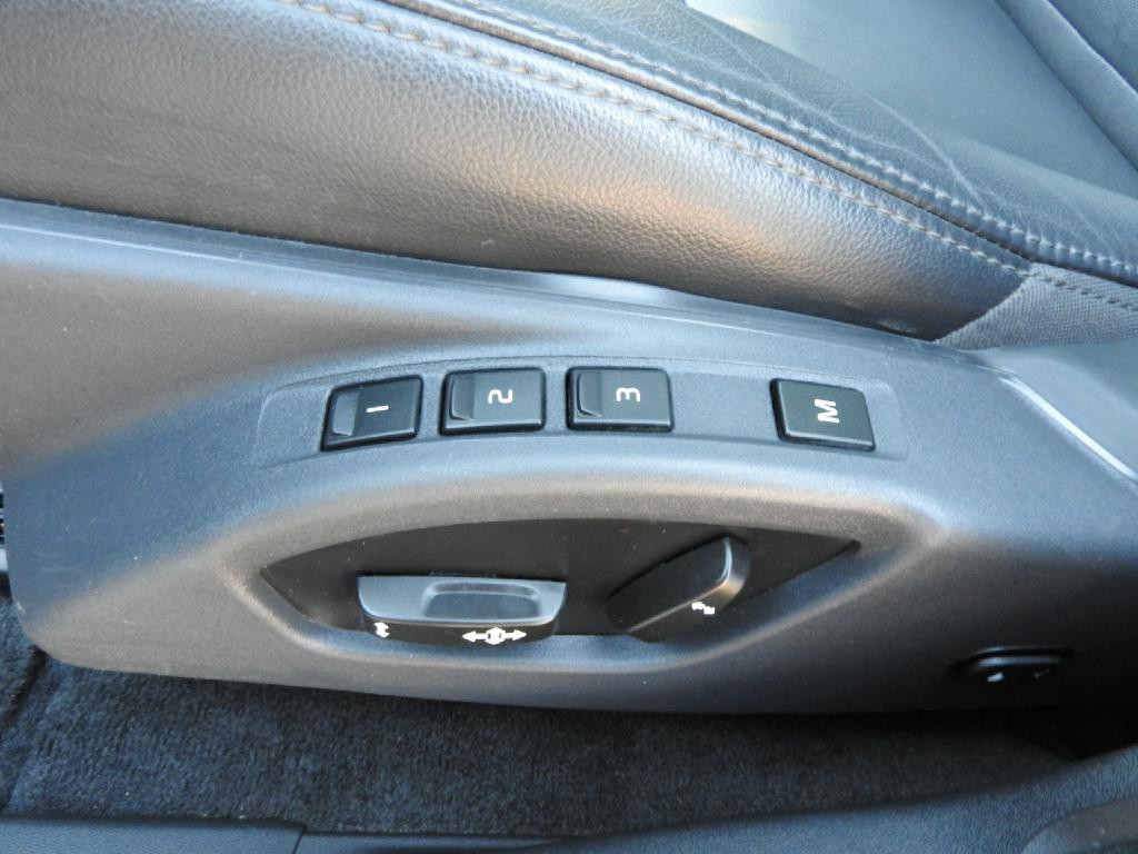 2016 Volvo XC60 Image 14