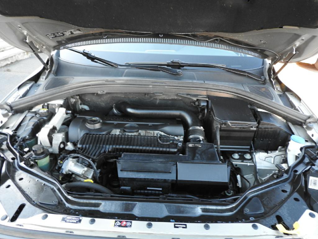 2016 Volvo XC60 Image 17
