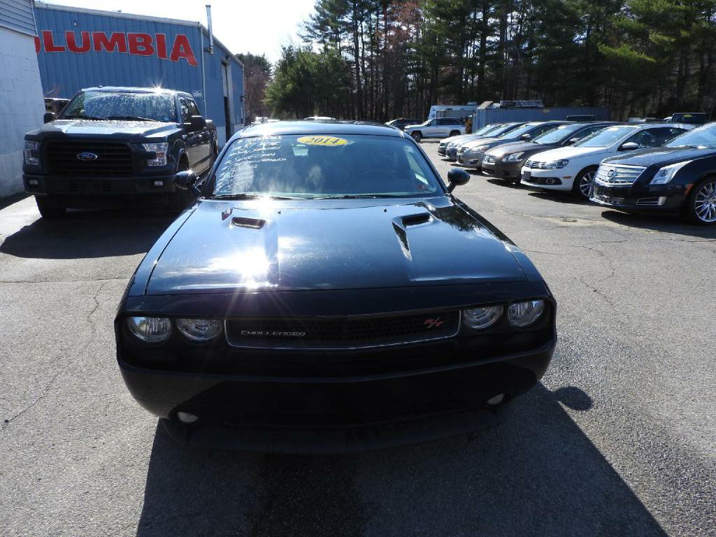 2014 Dodge Challenger Image 3