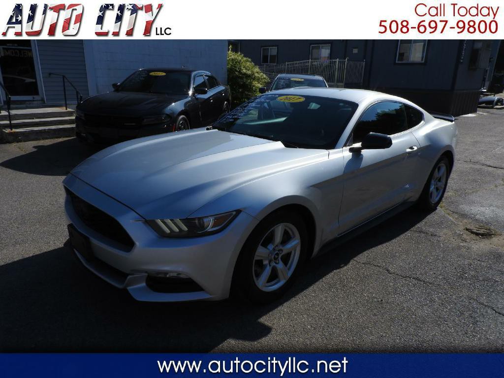 2017 Ford Mustang Image 1